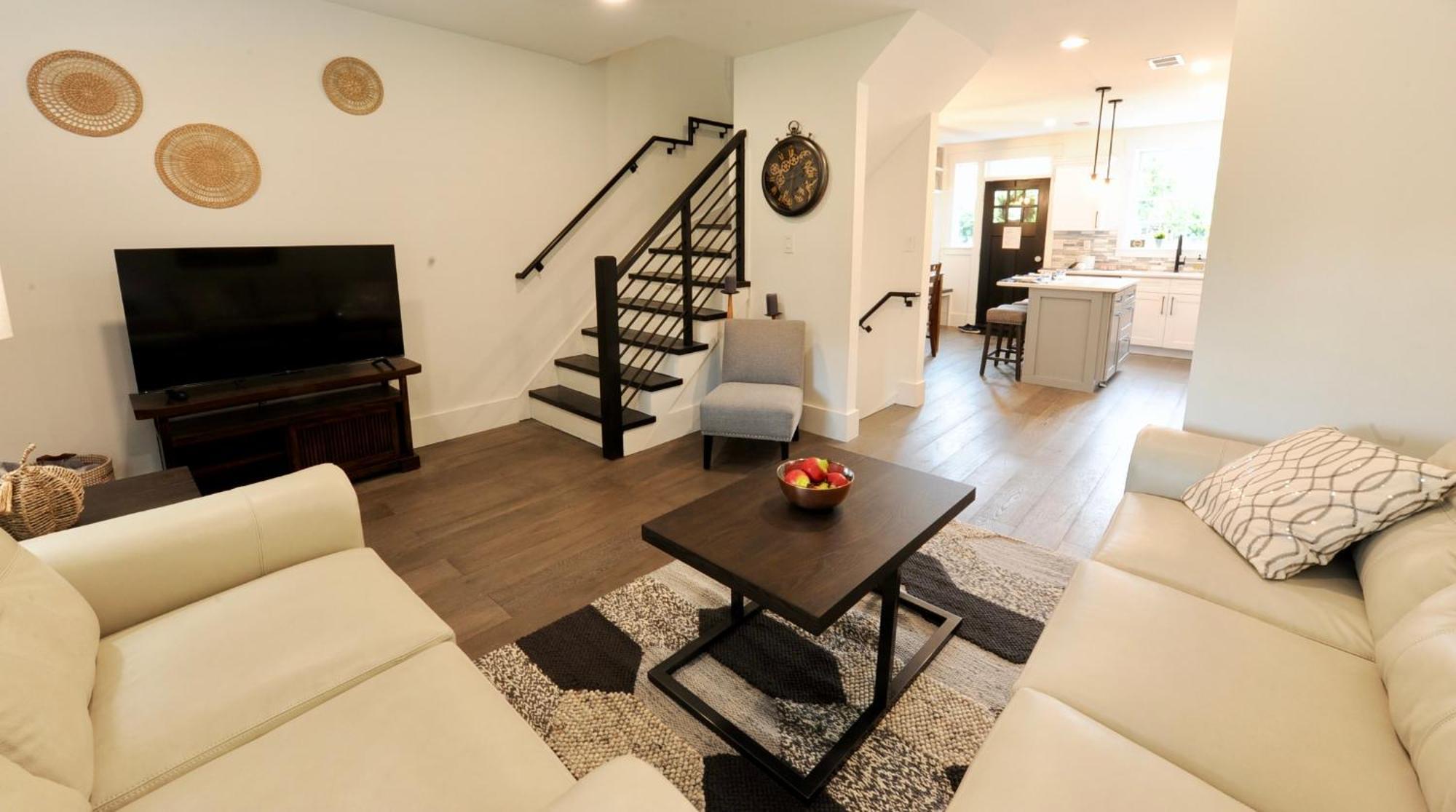 Cherry Blossom Townhouse, Easy Dc Access Washington Exterior photo